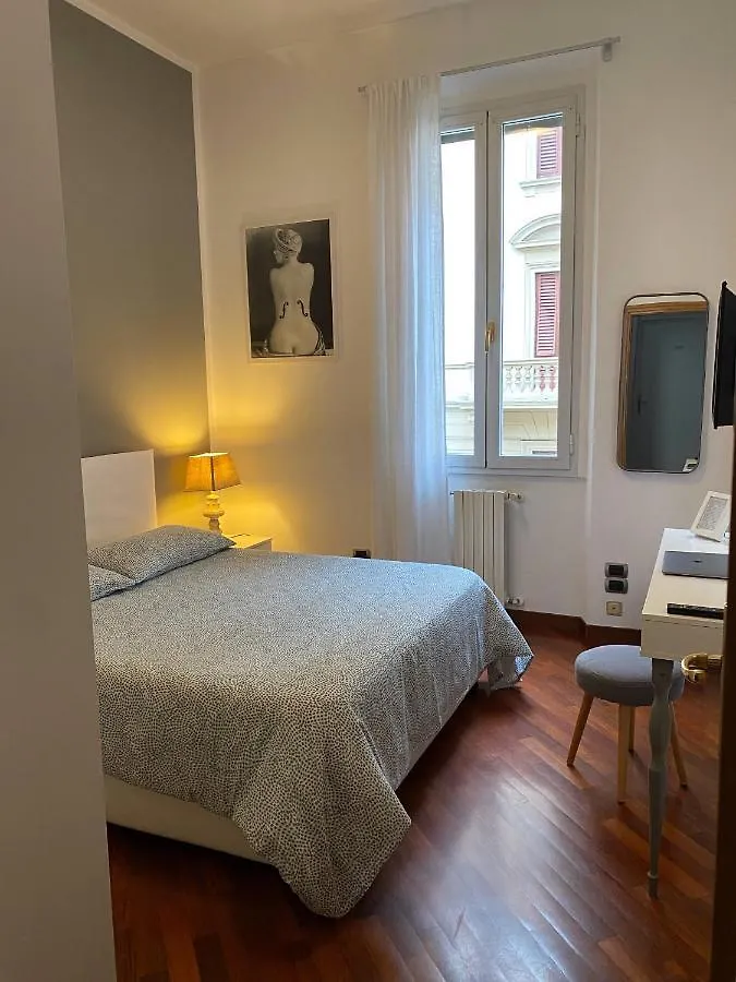 Maison Etoile Floransa Konukevi