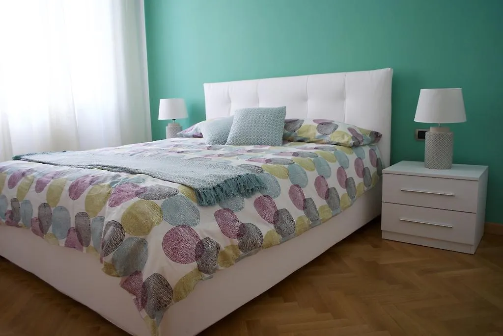 Maison Etoile Floransa 0*,  İtalya